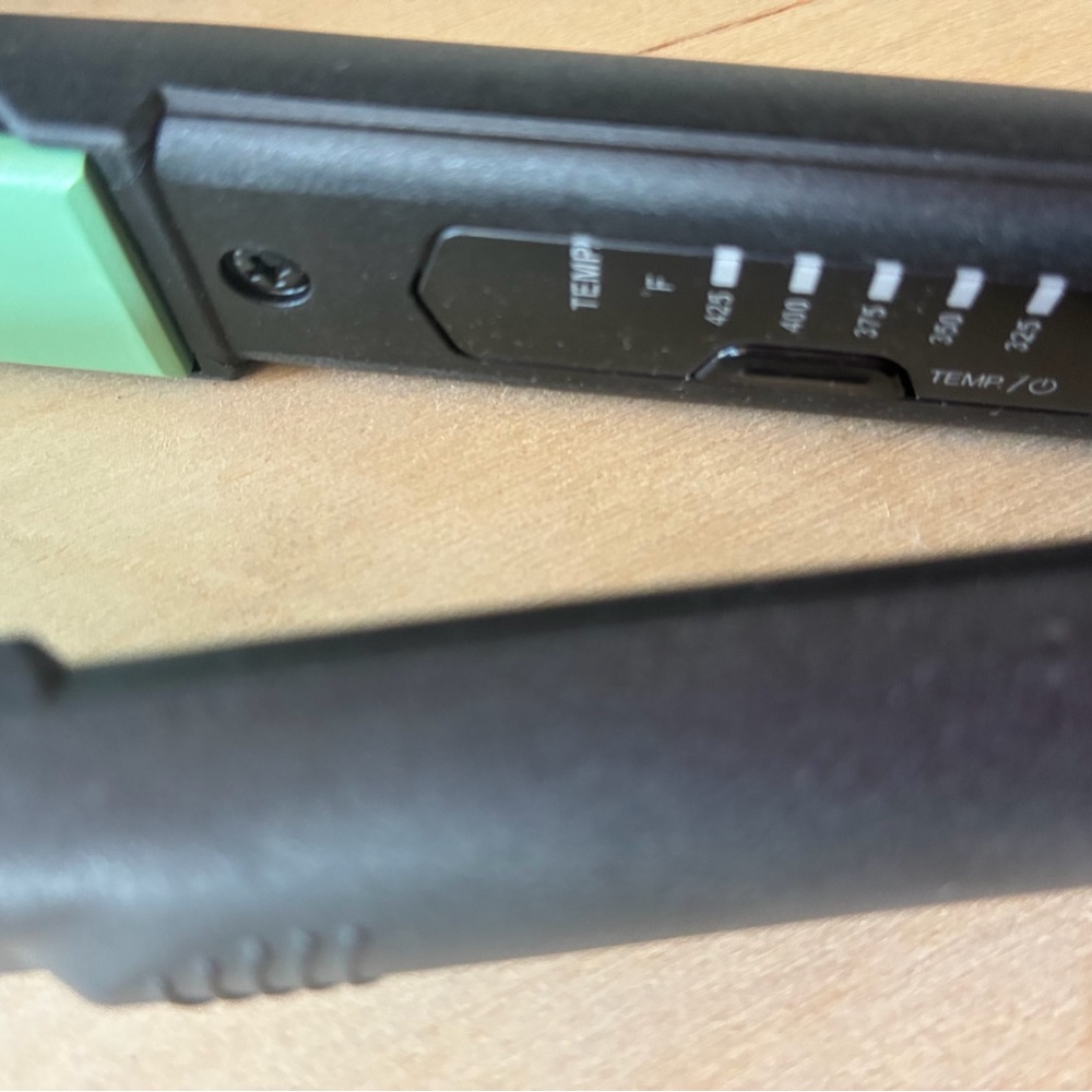 Harry Josh Pro Tools Mini Flat Iron in Mint - Picture 3 of 3